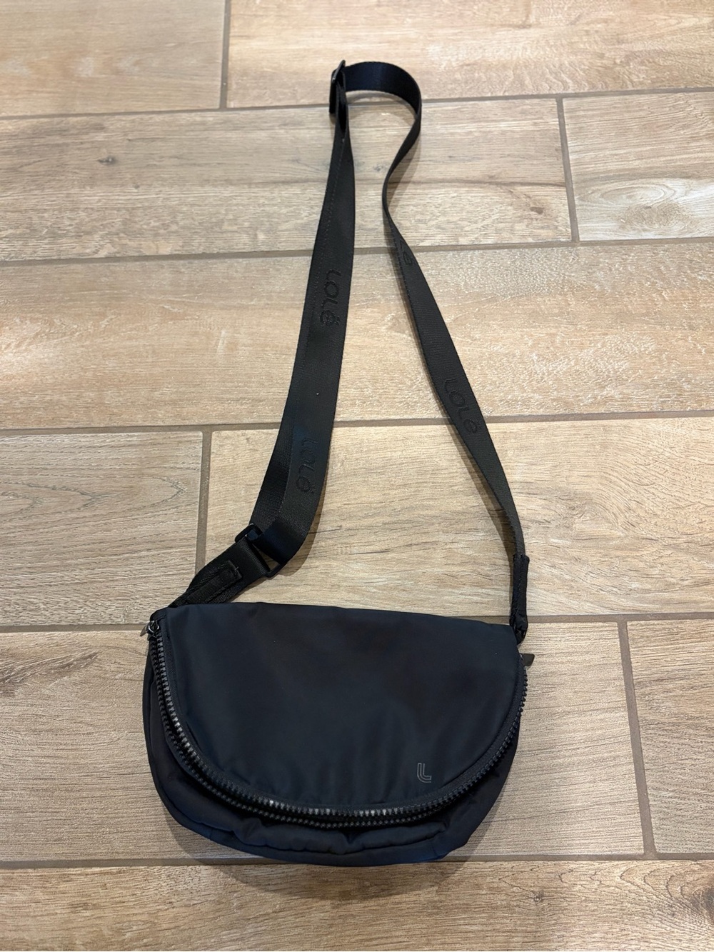 Lole Black Crossbody Nylon Sling Belt Bag